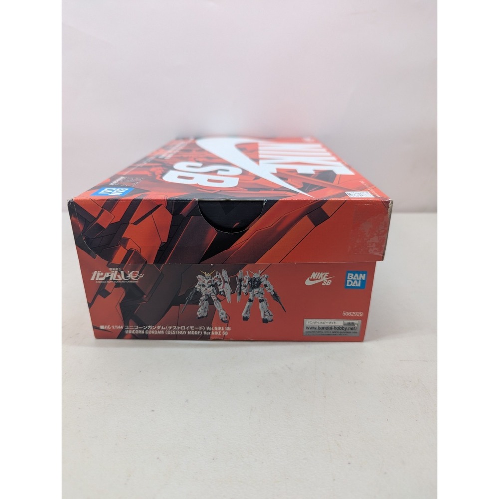 New Bandai Gundam Nike SB Unicorn Destroy Mode 1/144 HG Model Kit *Read - Picture 7 of 12